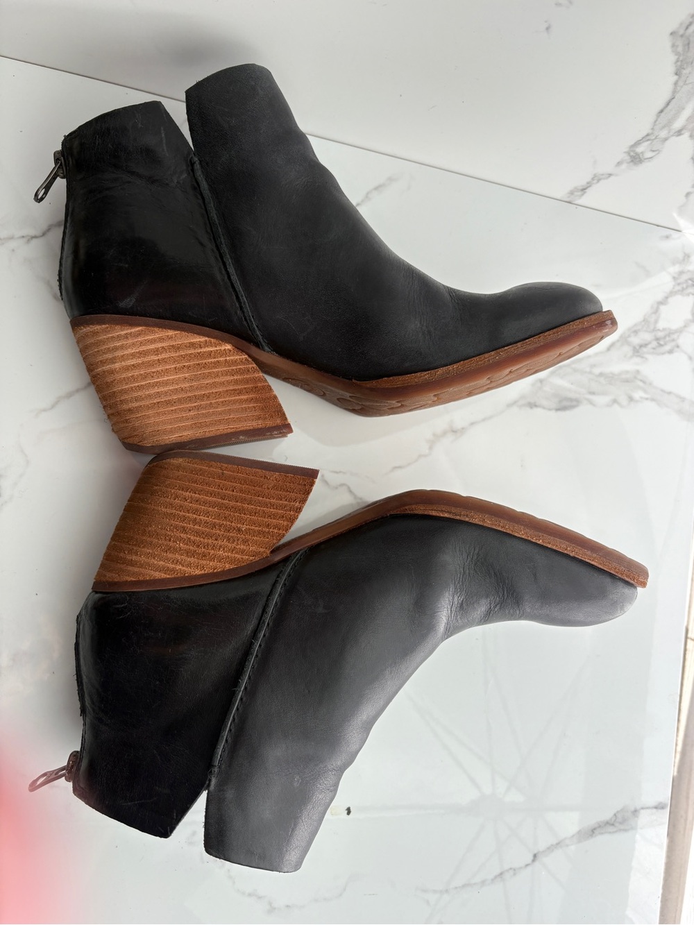 Kork-Ease sz 6.5 Chandra Black Leather Ankle Bootie Boot Zip-up - Picture 5 of 11